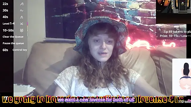Snapshot of AriellaTaylor chatting on September 2025 03:01:02 PM AriellaTaylor online show from September 2025 03:01:02 PM