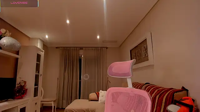 bella apont online show from October 2025 09:48:02 PM