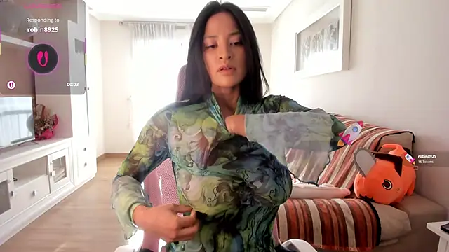 bella apont online show from November 2025 09:31:01 AM