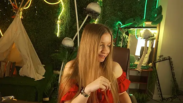 MayaSinabon online show from March 2025 12:15:02 PM
