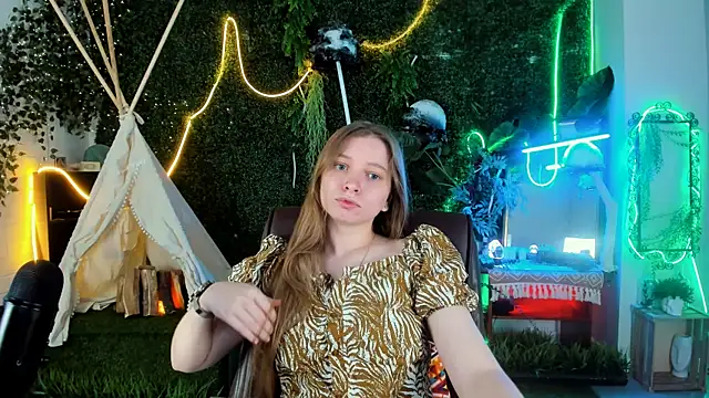 MayaSinabon online show from September 2025 09:09:01 AM
