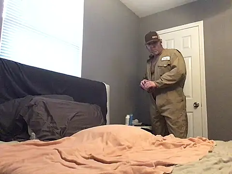 Snapshot of Cummerforyouu2 chatting on January 2025 10:15:02 PM Cummerforyouu2 online show from January 2025 10:15:02 PM