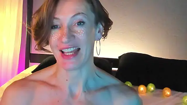Snapshot of Dorothy_Meyer chatting on December 2024 09:18:02 AM Dorothy Meyer online show from December 2024 09:18:02 AM