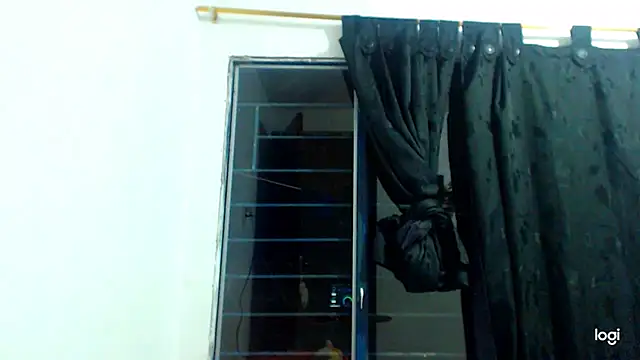 tomboyblue online show from December 2024 11:47:01 PM