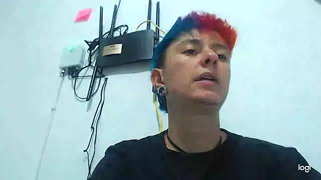 tomboyblue online show from December 2024 11:16:01 PM