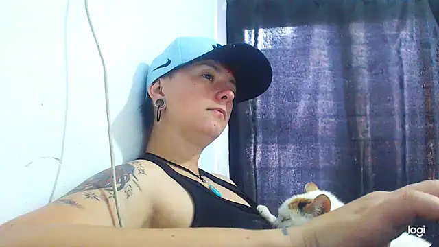 tomboyblue online show from December 2024 02:47:02 PM