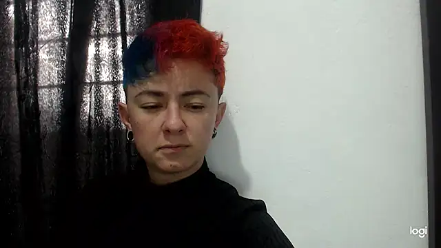 tomboyblue online show from December 2024 09:43:01 PM