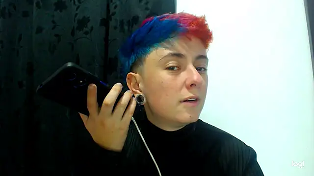 tomboyblue online show from December 2024 12:47:01 AM