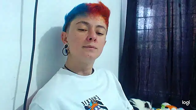 tomboyblue online show from December 2024 06:50:02 PM