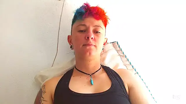 tomboyblue online show from January 2025 05:16:02 PM