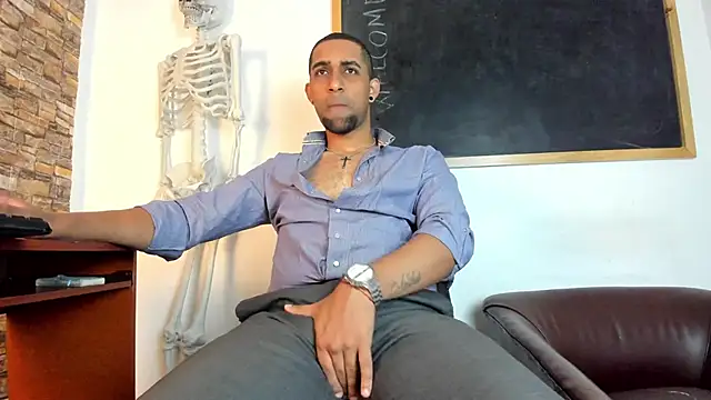 Paolo johnson online show from December 2025 11:52:01 AM