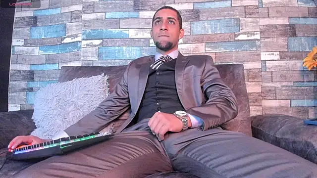 Paolo johnson online show from December 2025 11:50:02 AM