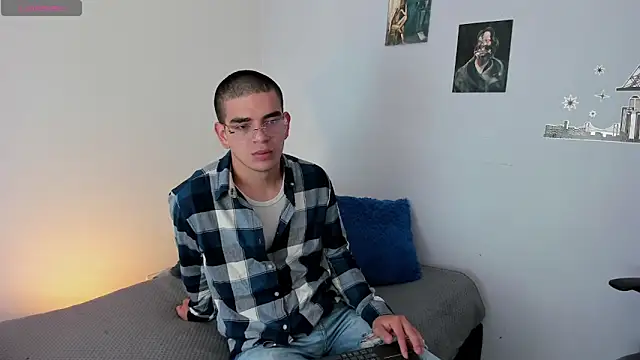 Ares Johnson online show from January 2025 01:58:01 PM