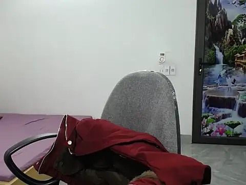 Love bug15 online show from December 2024 09:49:01 AM