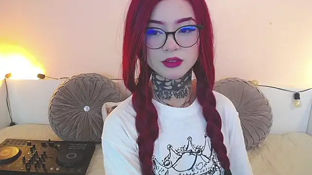 Isabella  dark online show from December 2024 09:13:02 PM