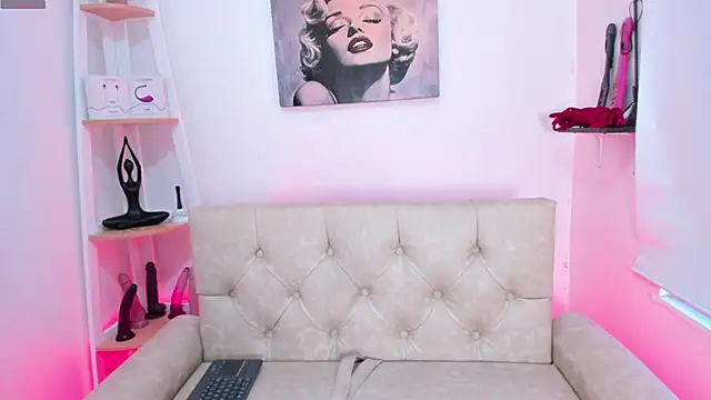 ginevra boobs online show from March 2025 07:46:02 PM