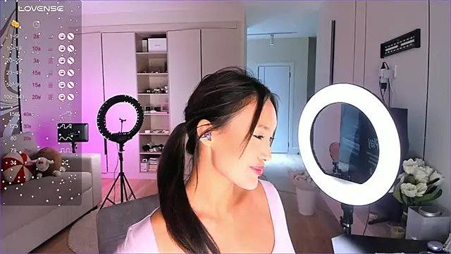 Snapshot of Sweet_yasu chatting on December 2024 07:48:01 AM Sweet yasu online show from December 2024 07:48:01 AM