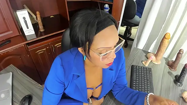 AmberNix online show from January 2025 08:55:01 PM