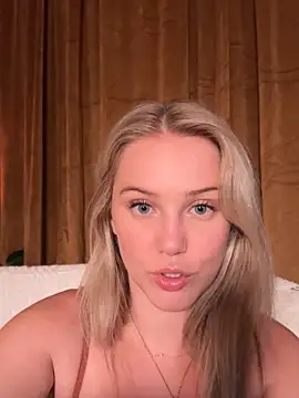 lexi luv online show from March 2025 04:27:02 AM