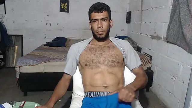 Snapshot of erik_alexander chatting on November 2025 03:06:02 AM erik alexander online show from November 2025 03:06:02 AM