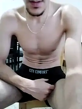 Snapshot of Zoro_23cm chatting on September 2025 10:53:02 PM Zoro 23cm online show from September 2025 10:53:02 PM