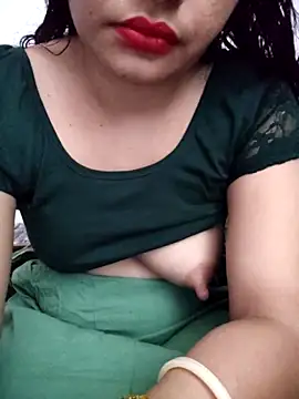 Snapshot of Aaradhya chatting on March 2025 01:56:02 AM Aaradhya online show from March 2025 01:56:02 AM