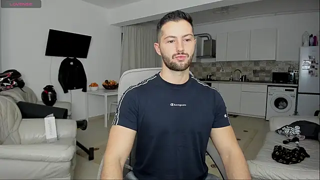 ZackFraser online show from December 2024 05:16:01 AM