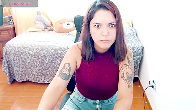 raquellov1 online show from March 2025 08:49:01 PM