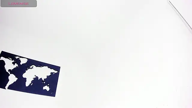 Snapshot of CurvyViolet chatting on December 2024 11:45:02 AM CurvyViolet online show from December 2024 11:45:02 AM