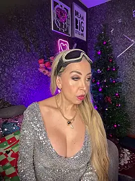 EvelinaGrey online show from December 2024 03:42:01 AM