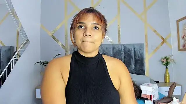angelina castroo online show from February 2025 03:12:02 AM