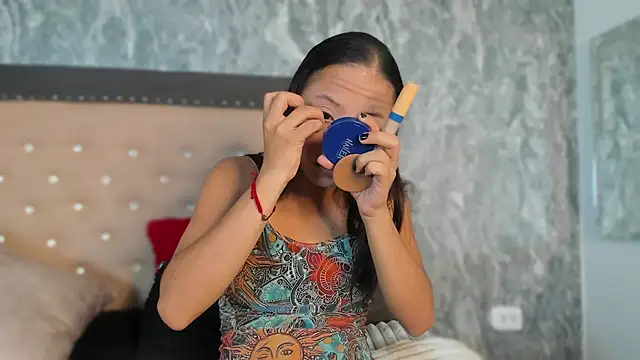 Madiie lee  online show from February 2025 07:28:01 PM