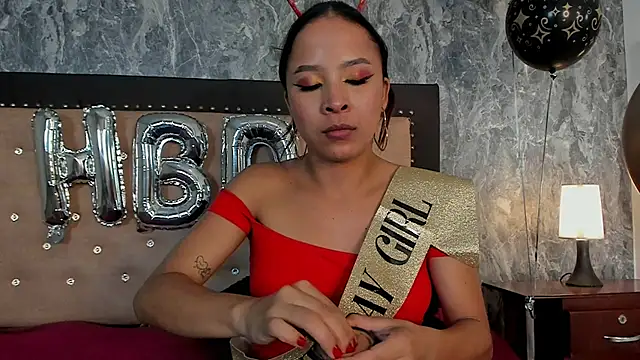 Madiie lee  online show from March 2025 08:11:01 PM