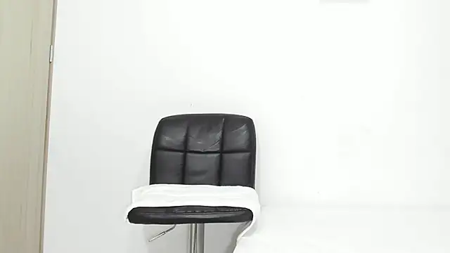 sexy blackman3606 online show from December 2024 04:14:02 PM