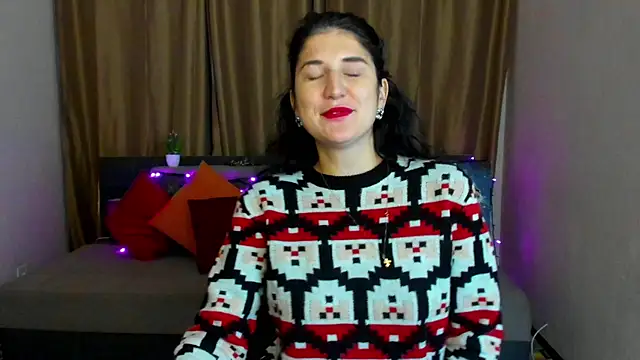 Alianna Solo Kisses online show from December 2024 06:24:02 AM