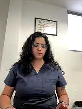 Ales Kitten online show from October 2025 08:40:02 PM