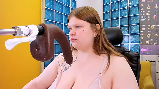 Snapshot of AuroraDemoni chatting on March 2025 06:54:02 AM AuroraDemoni online show from March 2025 06:54:02 AM