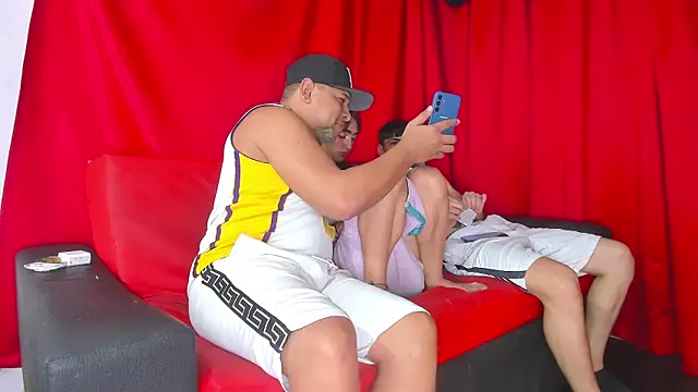 Extreme Team8 online show from January 2025 04:22:02 AM