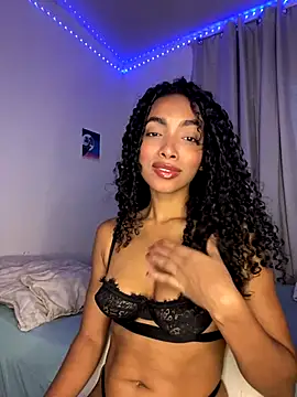 nicoleebony1 online show from September 2025 06:43:02 PM