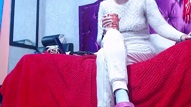 AyshaScott online show from November 2025 12:52:01 PM