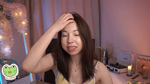 Sarah Son online show from March 2025 05:22:02 AM