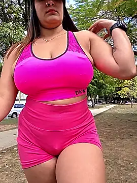 camiysebas21 online show from December 2025 04:47:01 PM