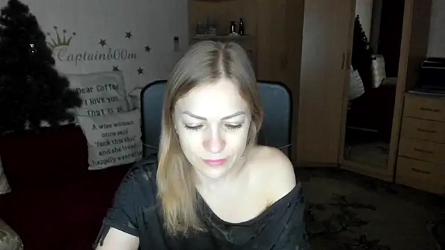 SilviaEyes online show from December 2024 04:14:02 AM
