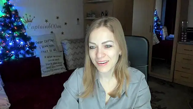 SilviaEyes online show from December 2024 04:21:01 AM