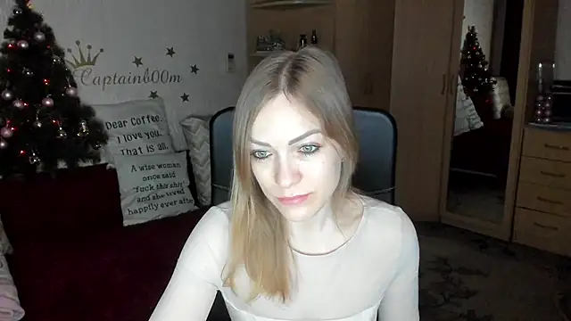 SilviaEyes online show from January 2025 03:48:01 AM