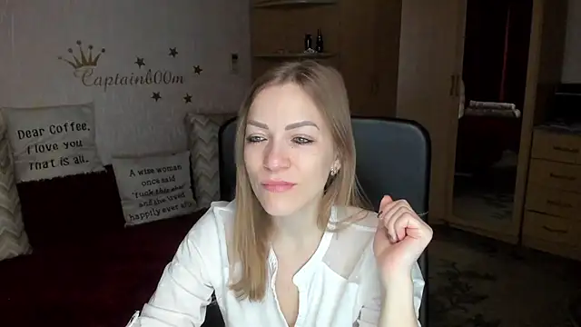 SilviaEyes online show from January 2025 03:24:02 AM