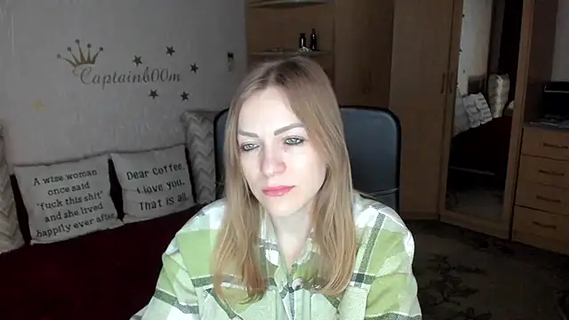 SilviaEyes online show from January 2025 04:17:02 AM