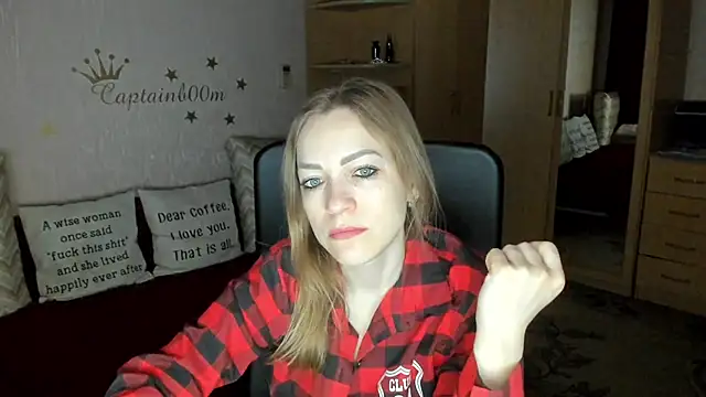 SilviaEyes online show from January 2025 03:18:02 AM
