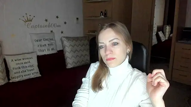 SilviaEyes online show from January 2025 04:09:01 AM