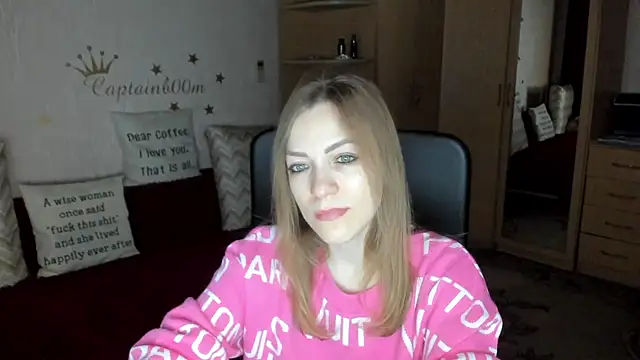 SilviaEyes online show from January 2025 04:09:01 AM